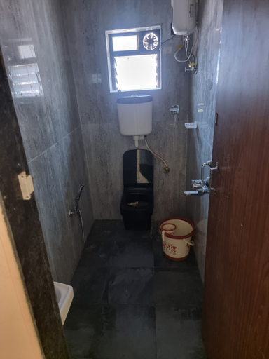 Bathroom 4, Breezenx, Raigarh
