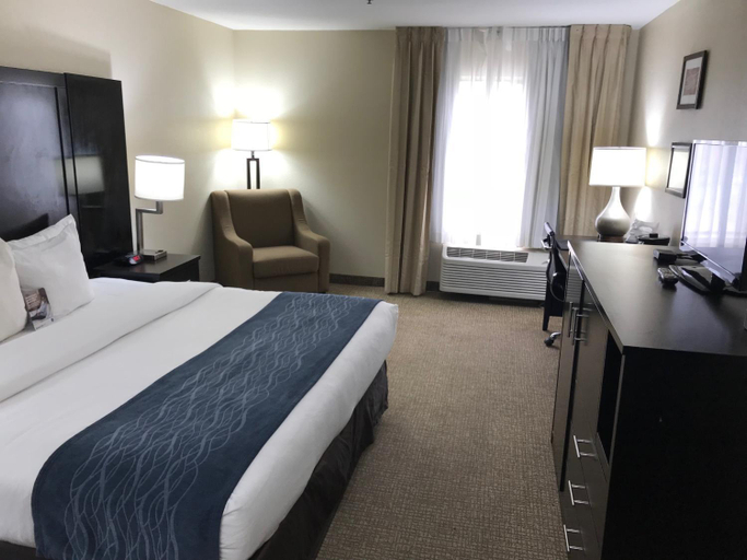 Bedroom 3, Comfort Inn & Suites Atlanta/Smyrna, Cobb