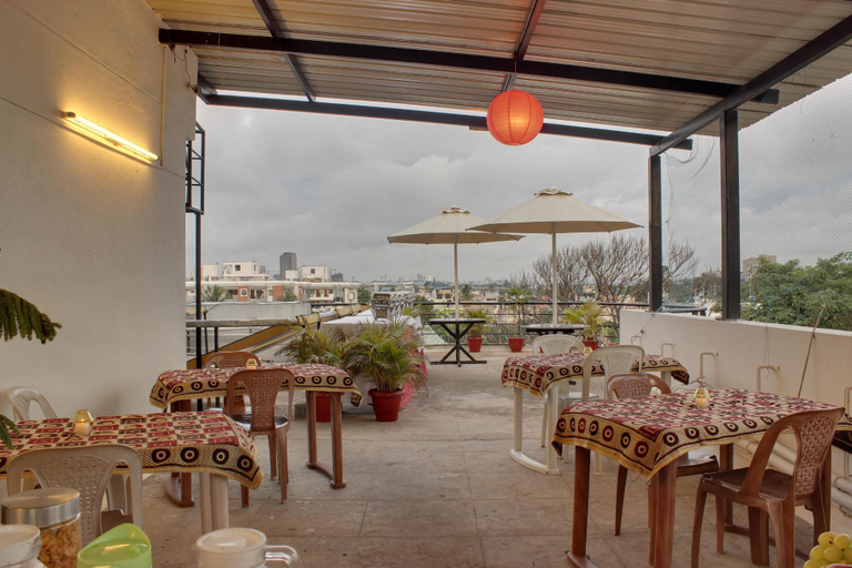 Food & Drinks 4, Hotel Cloud 9 Residency, Bangalore