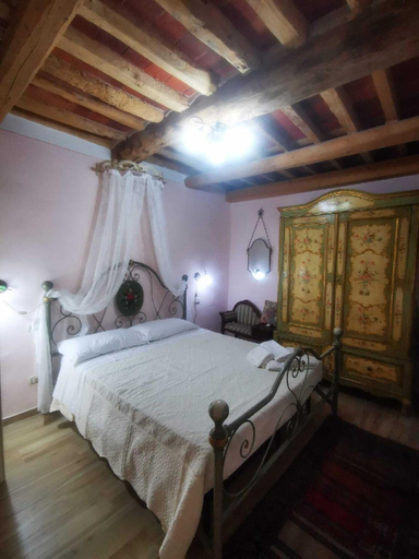 Bedroom 3, La Rosa Nel Verde, Lucca