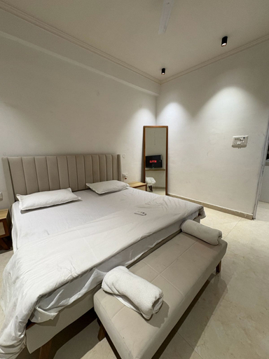 Room 3, Luxury Sangam Homestay, Kaushambi