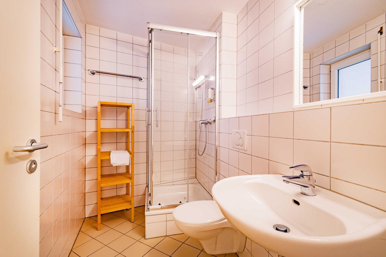 Bathroom 3, Business Apartment am Hauptbahnhof, Freiburg im Breisgau