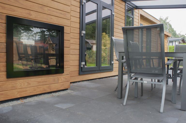 Others 5, Veluwe Villa met grillhuis 6+6 persoons , Barneveld