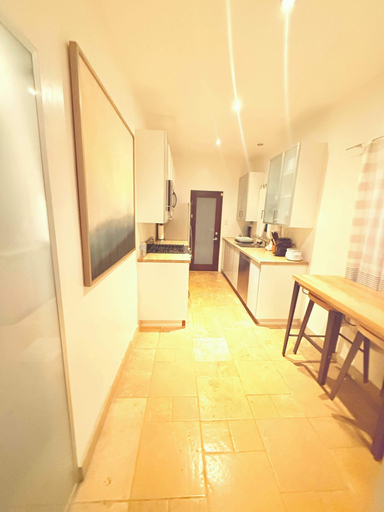 Private kitchen, ModSpanLA, Los Angeles