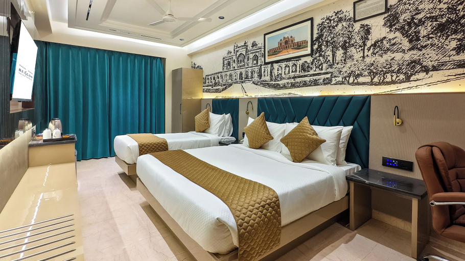 Room 3, Nanak Niwas Beacon New Delhi Paharganj, Delhi