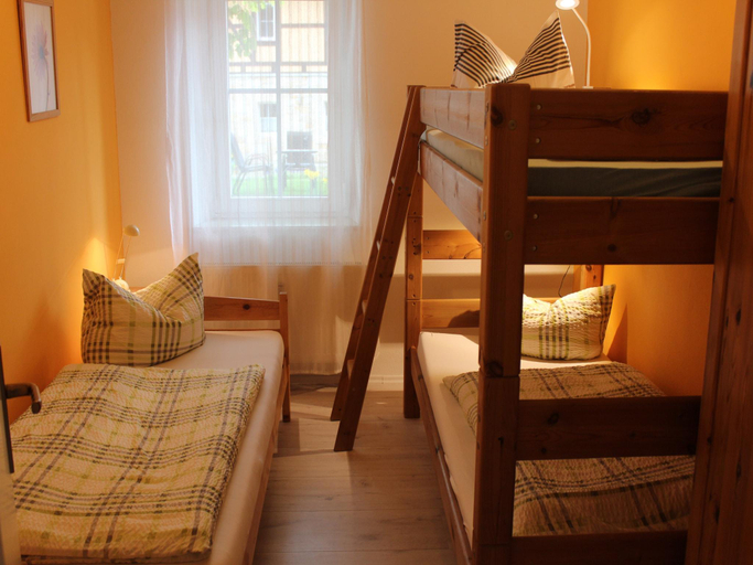 Bedroom 2, charmante Ferienwohnung in Struppen, Sächsische Schweiz-Osterzgebirge