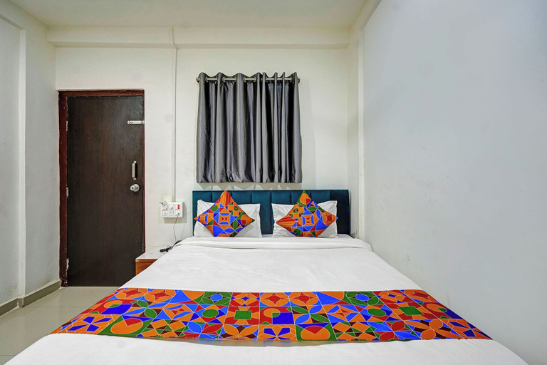 Room 4, Fabhotel Pearl Inn, Pune