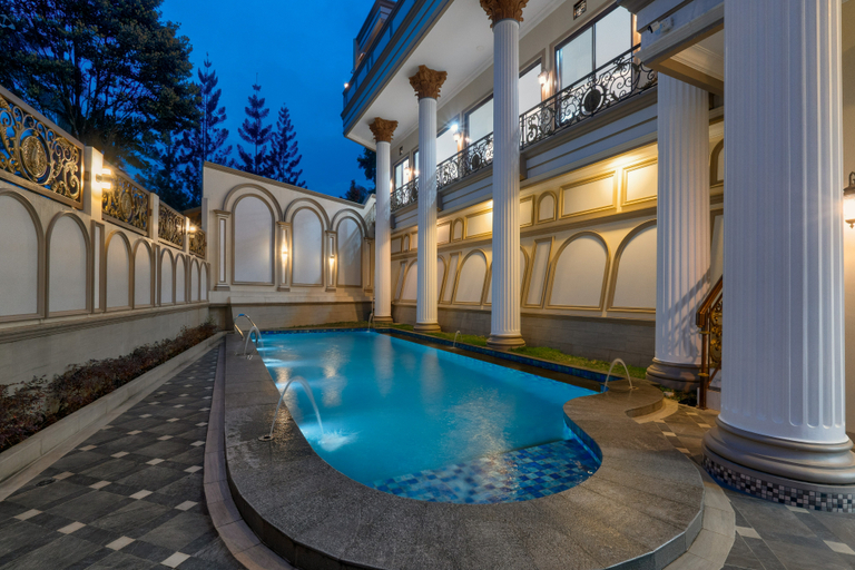 Others 2, Lulu Lux Puncak Bogor - Luxury 5 Bedrooms Villa with Warm Pool & Jacuzzi, Bogor
