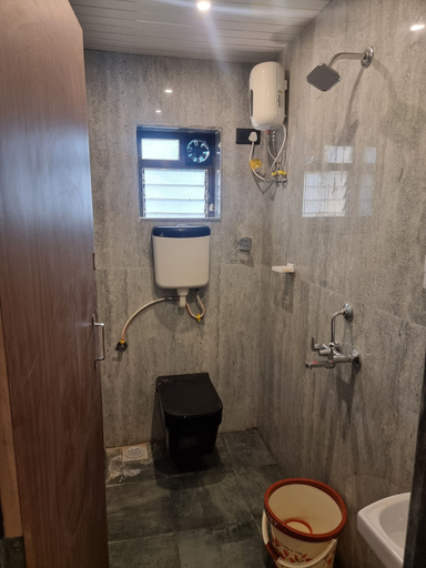 Bathroom 2, Breezenx, Raigarh