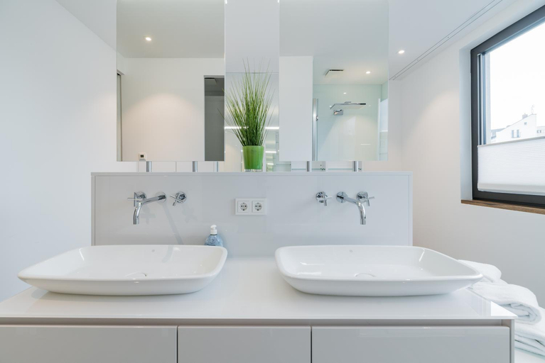 Bathroom 3, B! Apartments, Berlin