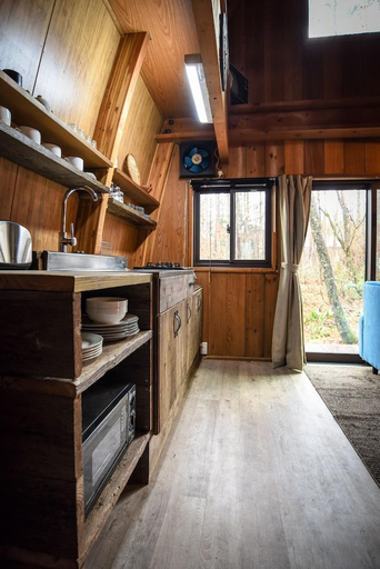 Others 5, The Hut, Hakuba