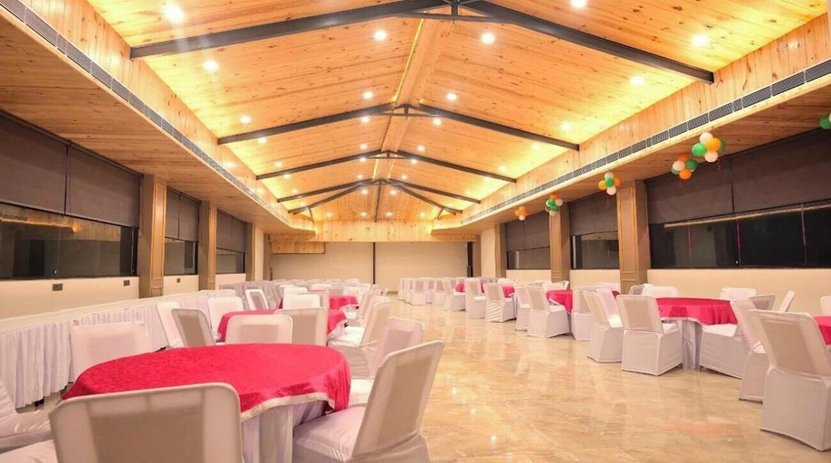 Living area 3, Hotel Sparrow, Dehradun