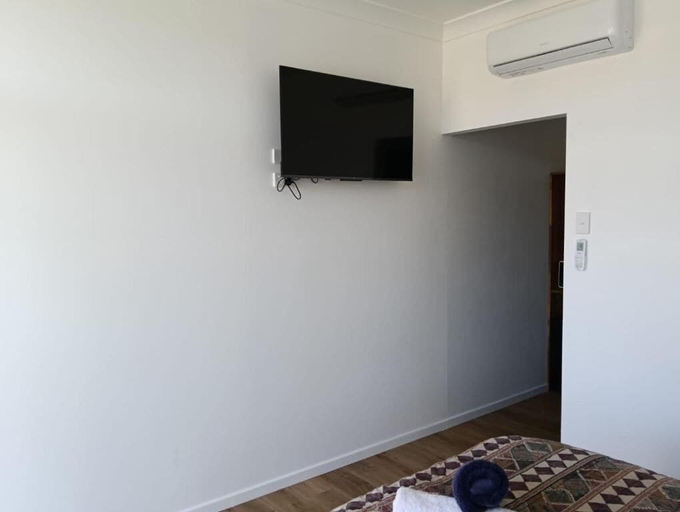 Interior 5, Blackbutt Motel, Nanango