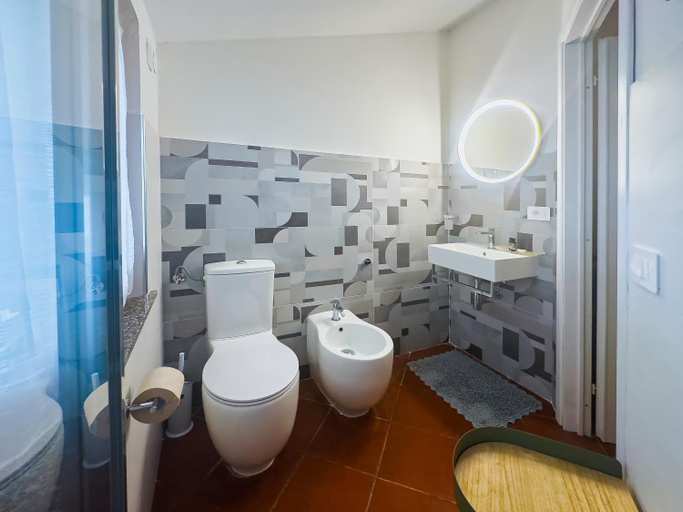 Bathroom 3, MIIO HOTEL, Livorno