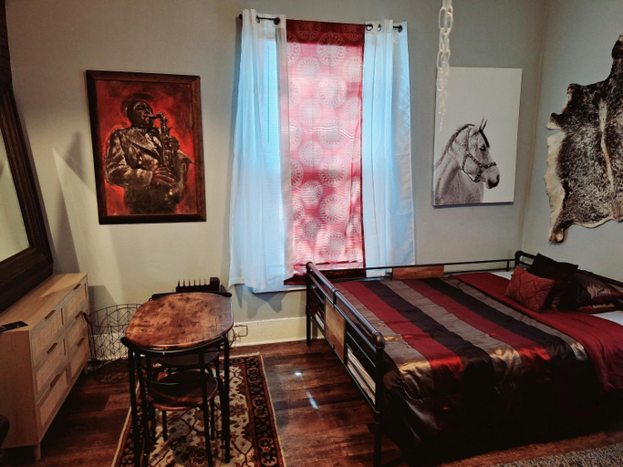 Bedroom 2, Downtown Abbey @ DODD, Atlanta