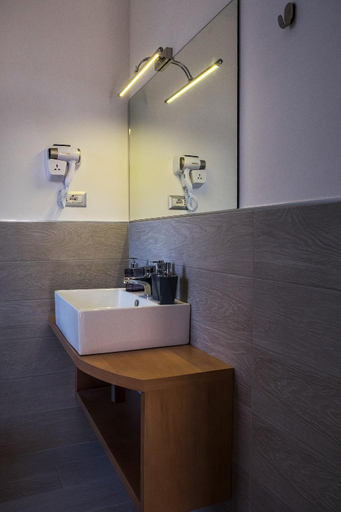 Bathroom 3, Montedonzelli B&B, Napoli