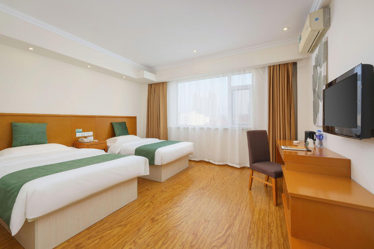 Bedroom 2, Green Tree Inn Dalian Railway Station People's Square Metro Station, Dalian