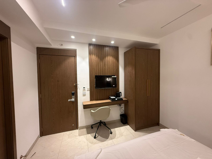 Room 2, Sawariya hotels, Tiruvannamalai