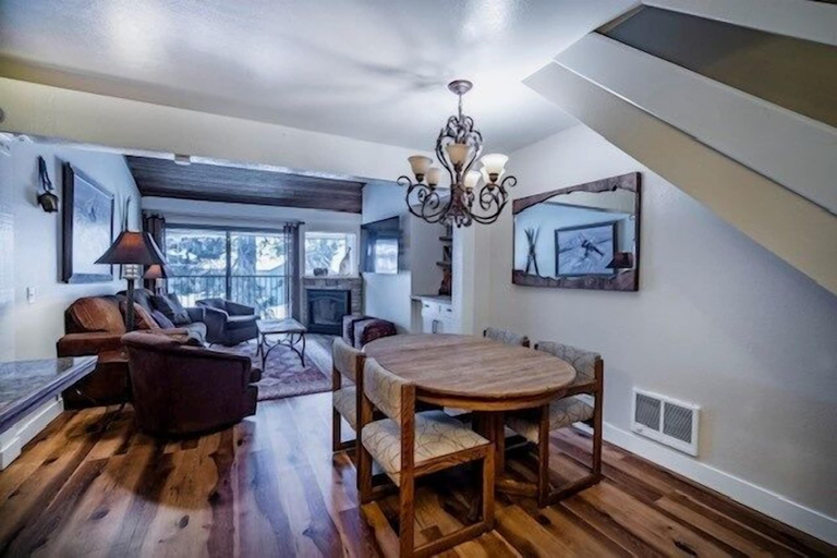 Interior 5, St. Anton Courtyard View 2-bedroom Condos w/ Pool & Jacuzzi, Mono
