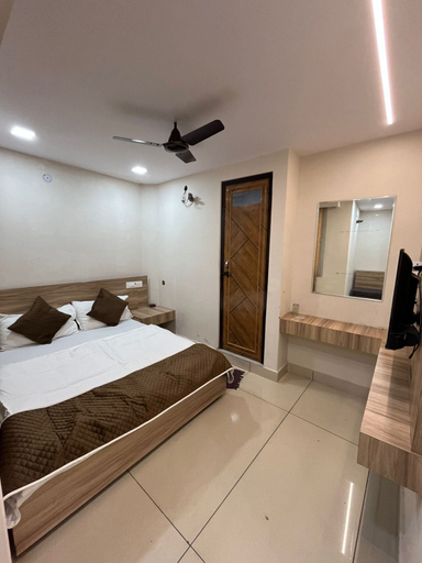 Room 3, HOTEL PRAKASH BLOCK-1, Saharanpur