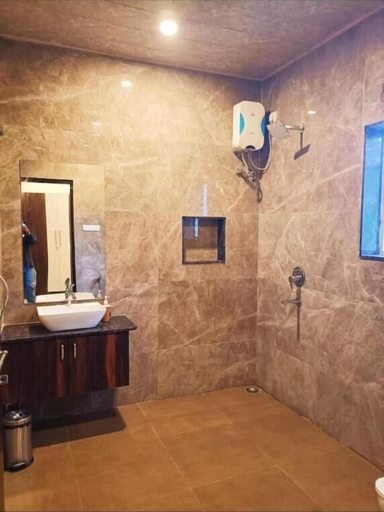 Bathroom, Karhandla Tigers Farm And Resort, Nagpur