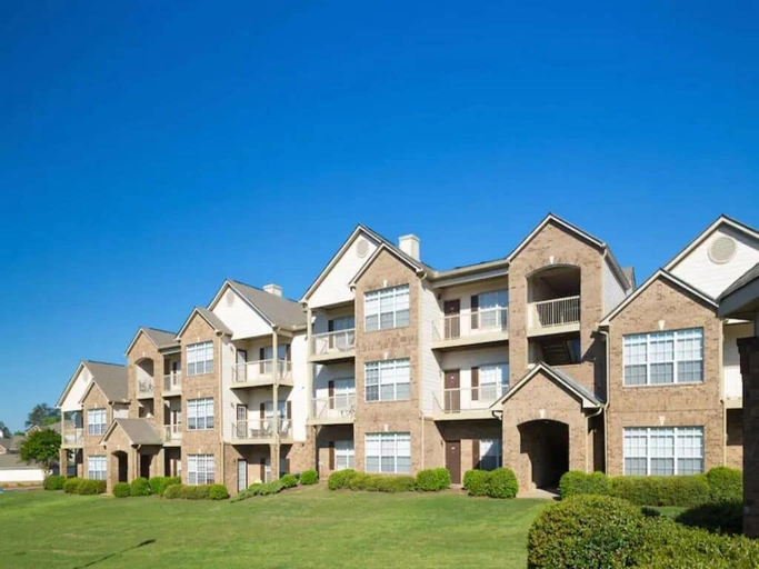 Interior 4, Landing Apartments - Atlanta, Henry