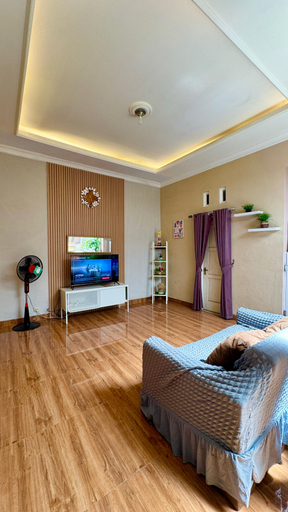 Bedroom 3, Villa Daveya, Banyumas
