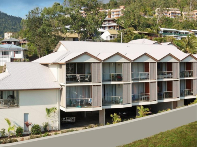 Exterior & Views 2, Airlie Central Apartments, Whitsunday