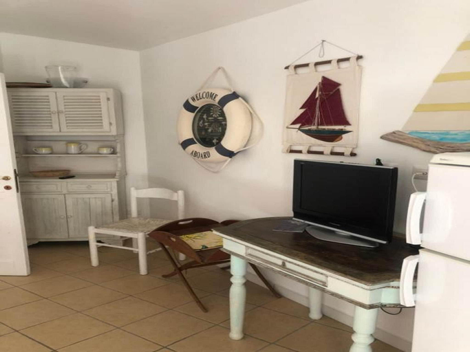 Others 5, Apartment in Sardinia near Surf Paradise, Olbia-Tempio