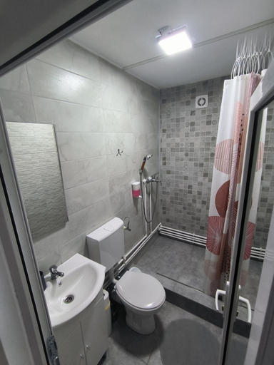 Bathroom, Pensiunea Casa Bianca, Targu Jiu