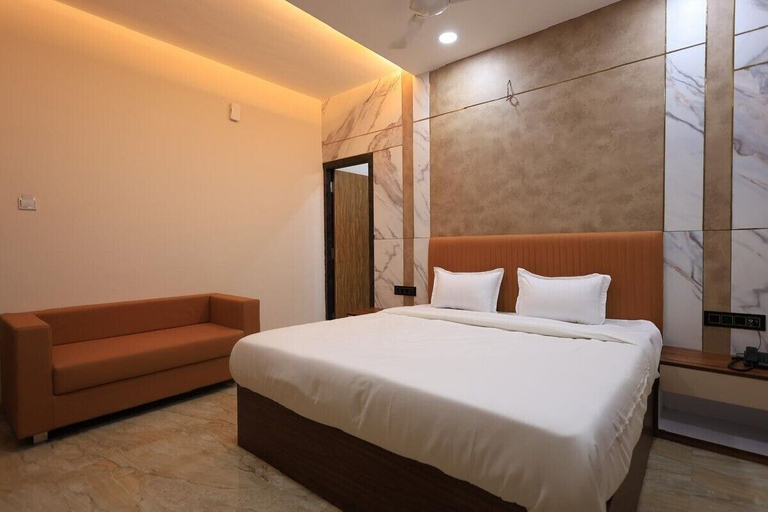 Room 4, Hotel Anmol One, Indore