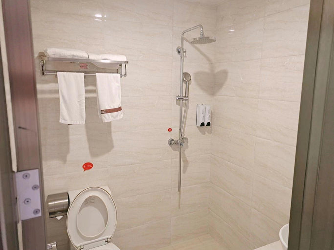 Bathroom 4, Thank Inn Hotel Guangdong Heyuan Longchuan Dongfeng Road, Heyuan