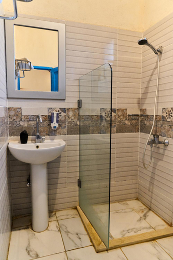 Bathroom 4, Lake House by Tunisia Green Resort, Yusuf as-Sidiq