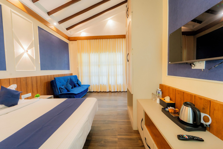 Room 3, Nandanam Heritage Mahabaleshwar, Satara