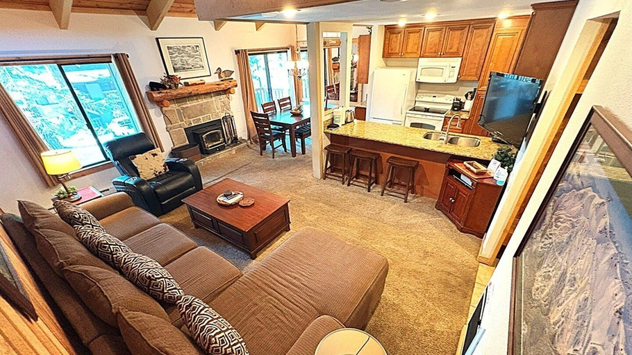 Living area 5, 106 Premium Condo, Mono