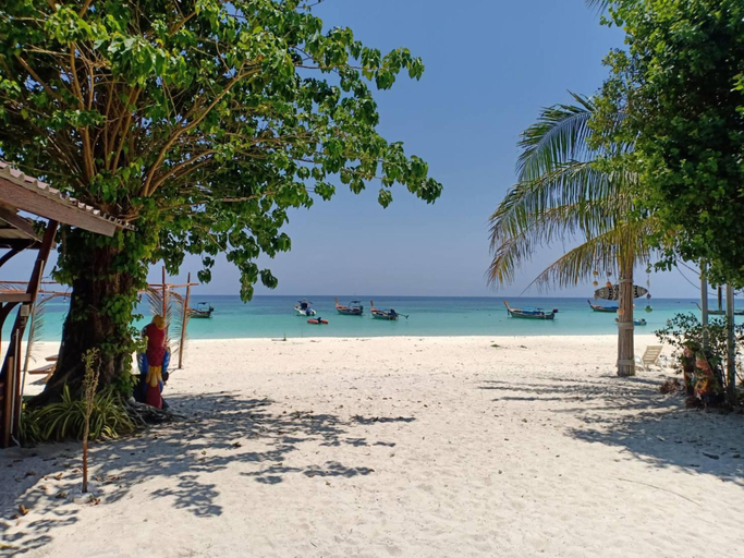 Others 5, Chareena Beachside, Muang Satun
