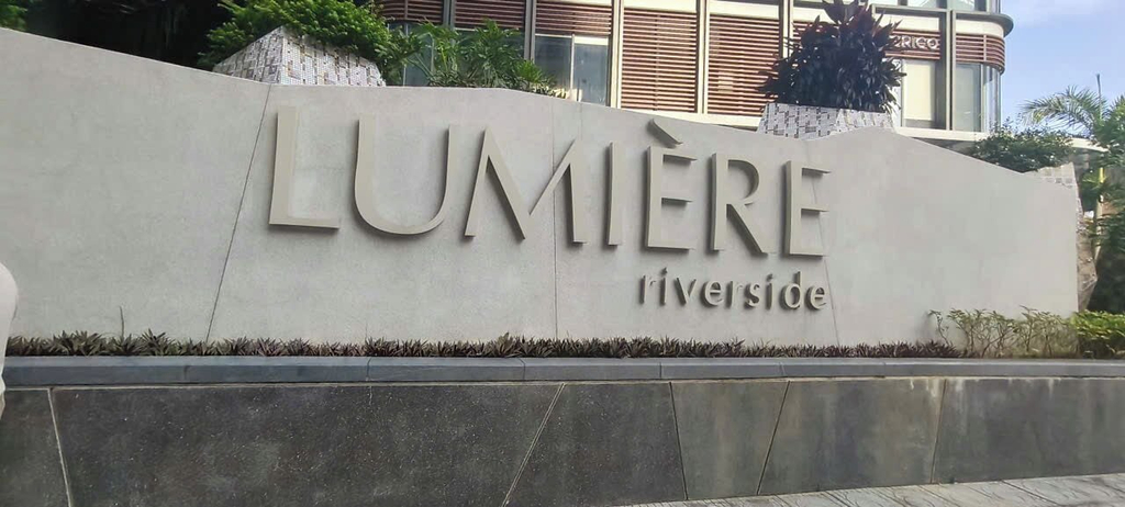 Front of property 2, Luxury Residence at Lumière Riverside, District 2