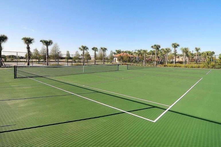 Sport court, The Sun Factory Home With Private Pool! 5 Bedroom Villa, Polk