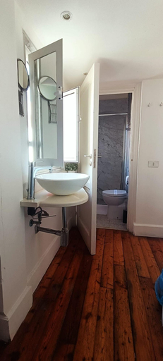 Bathroom 5, Relais Piazza dei Martiri, Napoli