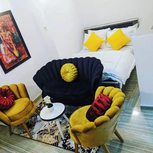 Room 3, Tazu Luxury Hotel and Suites, Lafia