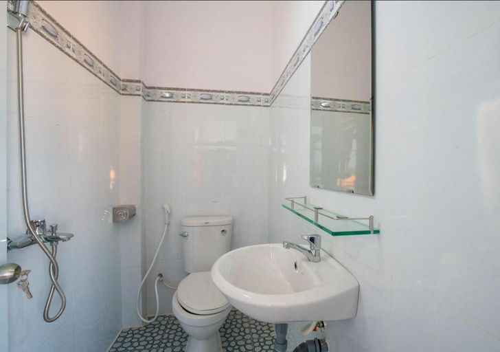 Bathroom 5, Xuan Anh Guesthouse, Phú Quốc