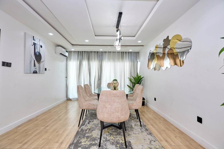 Living area 3, TOP LOFT 3 BED PENTHOUSE APARTMENT, Eti-Osa