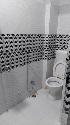 Bathroom 2, Ashish Palaces and Rest House Bihar, Bhagalpur