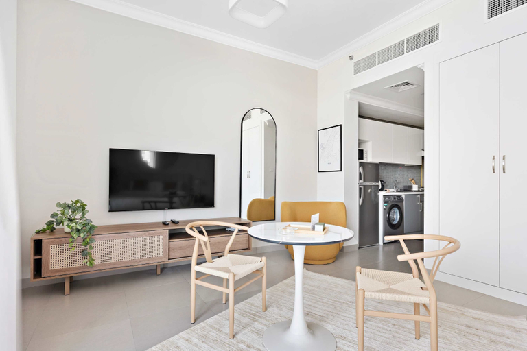 Others 4, Spacious Studio in Art Gardens Gym Pool, Dubai