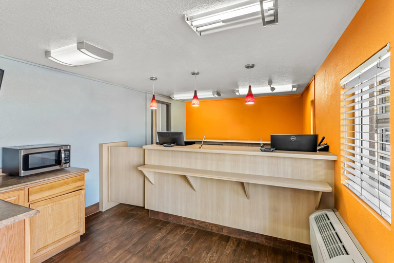 Public Area 2, Rodeway Inn Albuquerque, Bernalillo