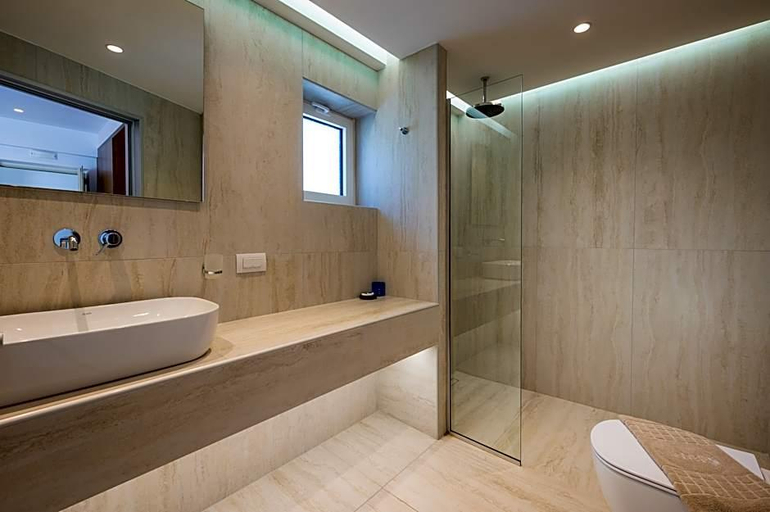Bathroom 5, TARRA SEASIDE HOTEL, Crete
