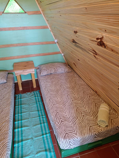 Bedroom 2, NOMADAS chales, mini casinhas, bangalos , area de camping e cozinha compartilhada, Bonito
