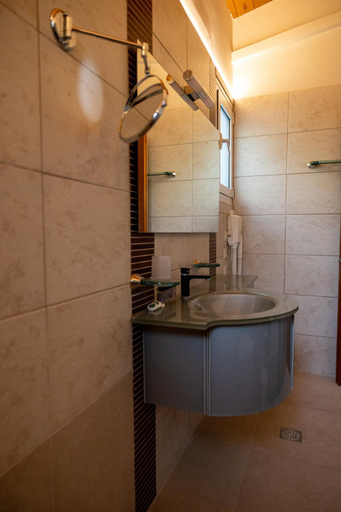 5, Gyra Villas - Villa Adonis with private pool, Ionian Islands