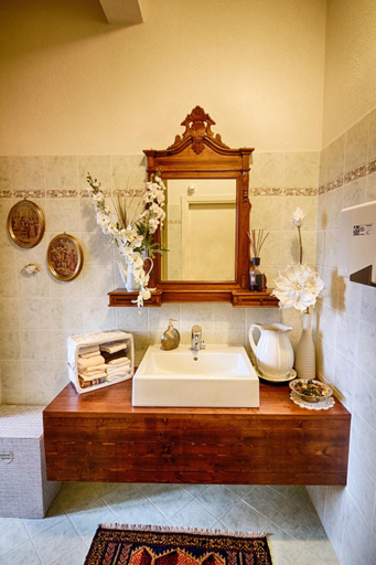 Bathroom 4, B&B Puccini, Lucca