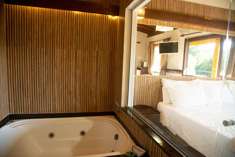 Bathroom 2, Pousada Paraiso Gaia - com Piscina Aquecida no centrinho da Praia do Rosa, Imbituba